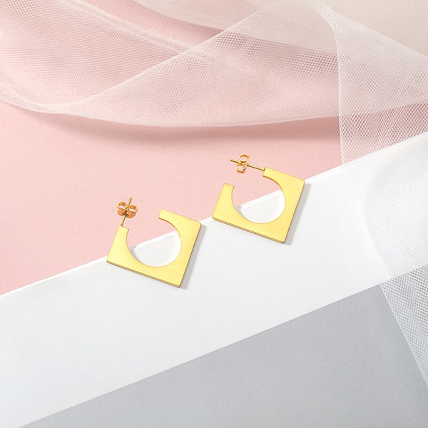 Square Openwork Earrings For Women European and American Style Stainless Steel Ear Studs Summer Simple Big Earring Jwelery Gift